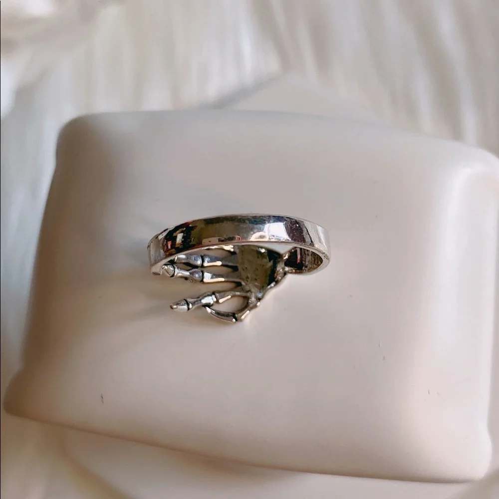 NEW SILVER SKULL SKELETON RING - Picture 3 of 3